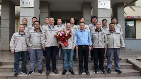 （官網(wǎng)、公眾號(hào)）濟(jì)源鋼鐵王洪杰榮獲“全國(guó)勞動(dòng)模范”稱號(hào)148.jpg